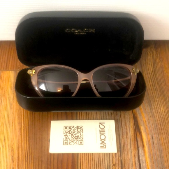 Coach Accessories - Women’s coach sunglasses